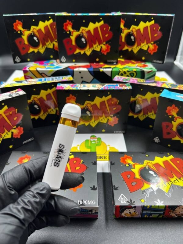 bomb-extracts-1g-premium-live-resin-disposable-vape-pen-master-box.jpeg Bomb extracts vape